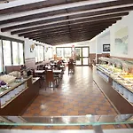Tarik Hotel