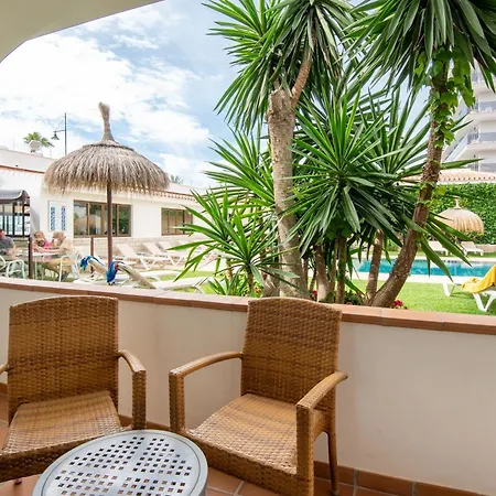 Готель Tarik Торремолінос