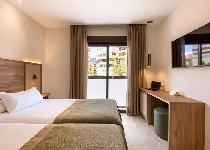 Tarik Готель 3*